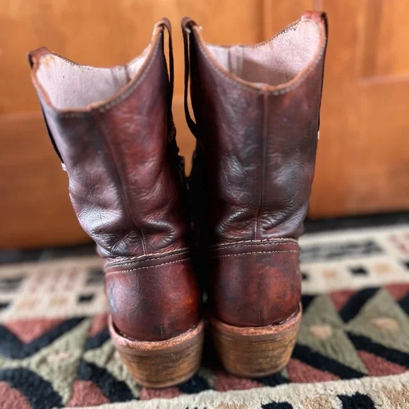 Bussola,  est1976, western ankle boots, distressed, 39, Goodyear welt sole,heels - Picture 4 of 12